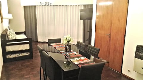 Communal lounge/ TV room, Living room, Dining area