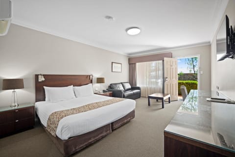 Living room, Bedroom