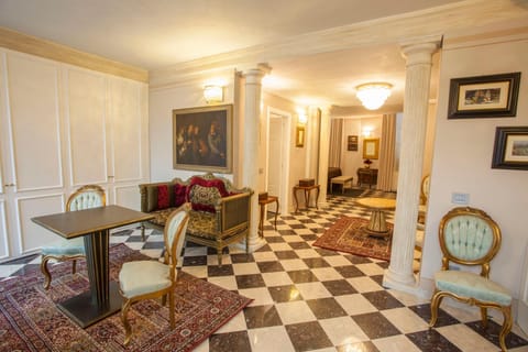 Martins Residence de Luxe Apartment hotel in Ravenna