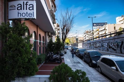 Property building, Street view, Location