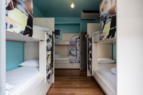 Photo of the whole room, bunk bed