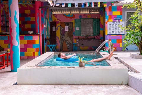 Property building, Swimming pool
