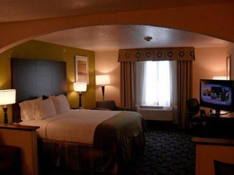 Holiday Inn Express and Suites Urbandale Des Moines by IHG Hotel in Urbandale