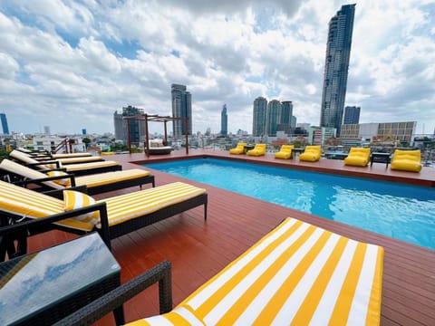 Pool view, Swimming pool
