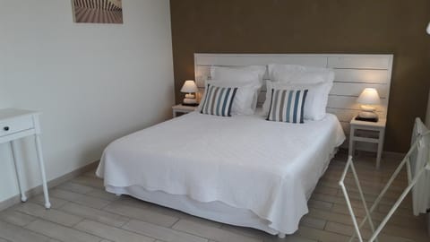 Les sables Bed and Breakfast in Santec