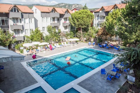 Facade/entrance, Bird's eye view, Garden, Pool view, Swimming pool
