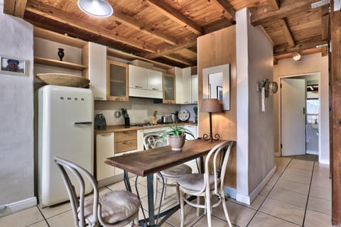 The Beach Loft Apartment in Cape Town