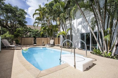 Garden, Swimming pool
