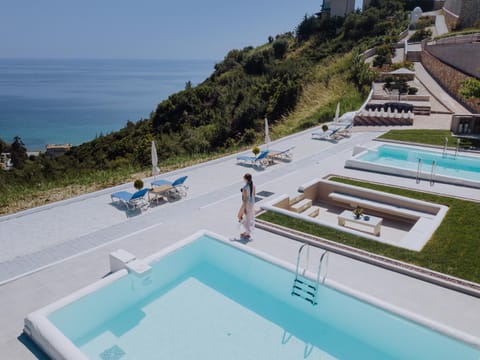 Pool view, Sea view, Swimming pool