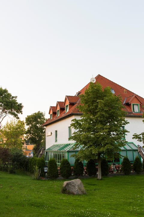 Property building, Garden view
