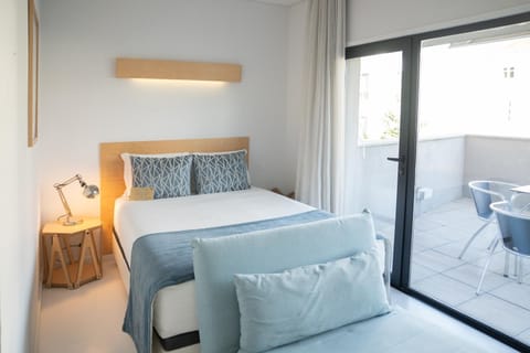 Bed, Balcony/Terrace, Bedroom