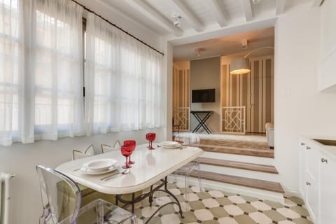Dimore d'Oro Apartment in Florence