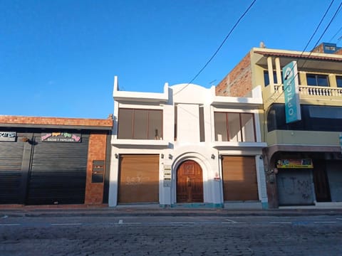 Property building, Day