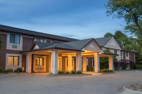 Property building, On site