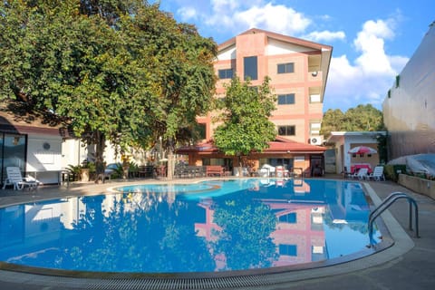 Property building, Swimming pool