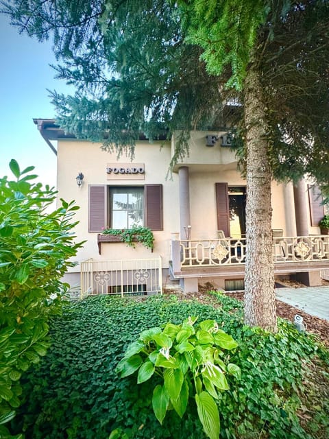Property building, Garden, Garden view