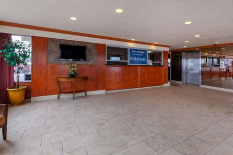 Lobby or reception, On site