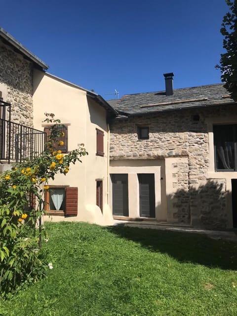 Inner courtyard view
