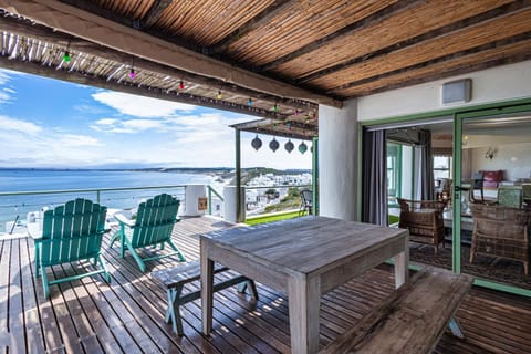 Patio, Natural landscape, View (from property/room), Balcony/Terrace, Seating area, Dining area, Sea view