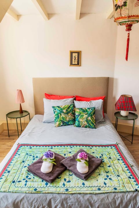Bed, Bedroom