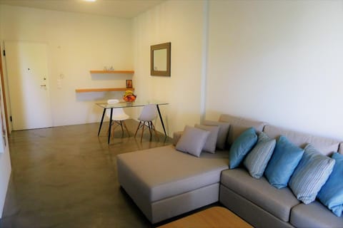 Deluxe Apartment in Vouliagmeni Apartment in Vouliagmeni