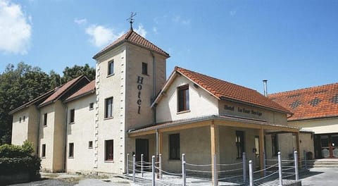 La Tour Des Lys Hotel in Hauts-de-France