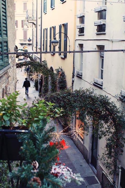 Rumi Rooms Bed and Breakfast in Como