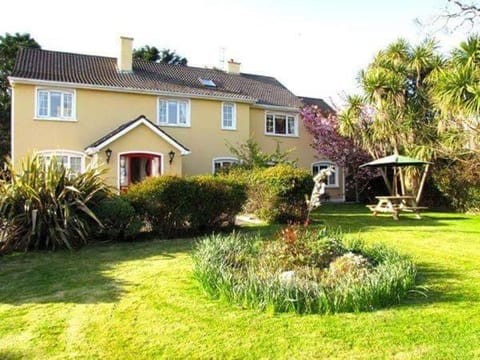 Ashe's Accommodation - Room only Bed and Breakfast in Dingle