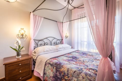 Bed, Decorative detail, Bedroom