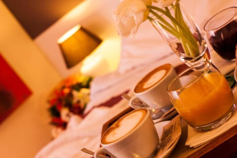 Food and drinks, Italian breakfast