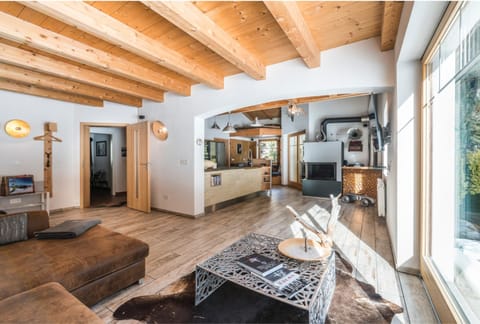 Living room, Lounge or bar, Seating area
