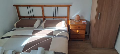 Bed, Bedroom, wardrobe