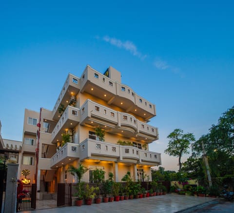 R41-A Boutique Hotel In Jaipur Vaishali Nagar Bed and Breakfast in Jaipur