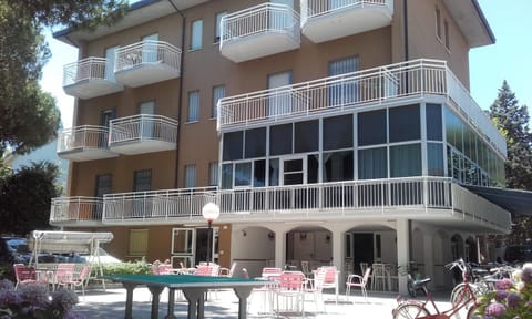 Property building, Facade/entrance, Day, View (from property/room), Balcony/Terrace