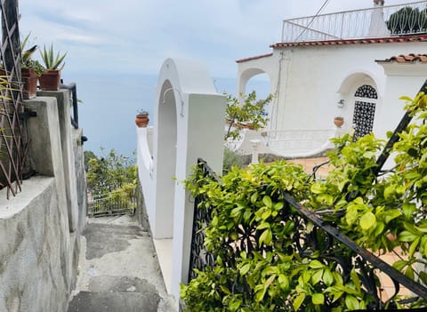 La Limonaia e La Praia Apartment in Praiano