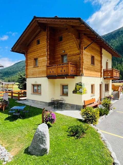Property building, Day, Garden view