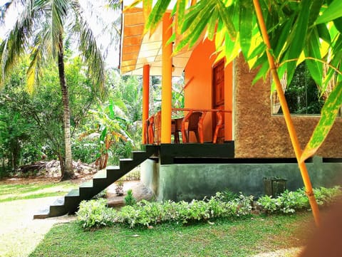 Property building, Patio, Spring, Day, Garden, View (from property/room), Balcony/Terrace, Garden view