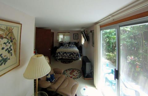 Country Goose Bed and Breakfast in Volcano