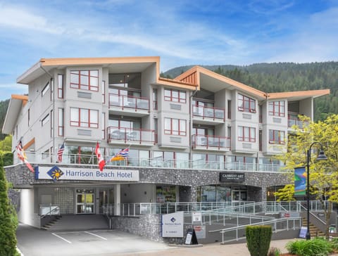 Property building, Natural landscape