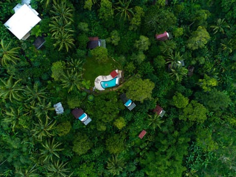 Property building, Swimming pool