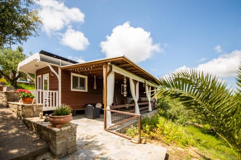 Property building, Garden, View (from property/room), Garden view, Mountain view