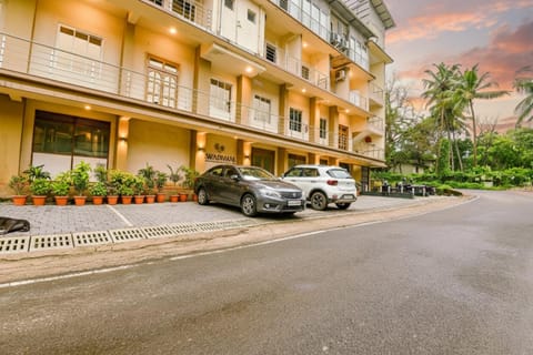 Property building, Parking