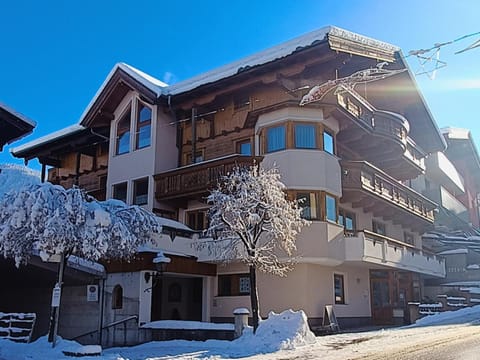 Property building, Winter