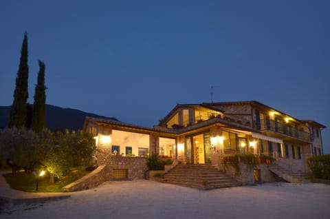 Patio, Facade/entrance
