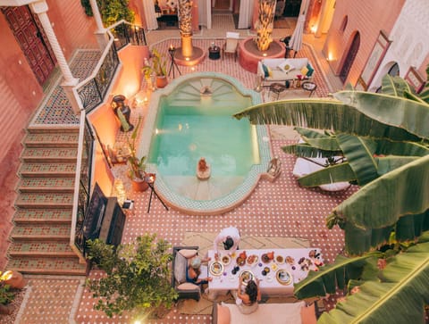 People, Pool view