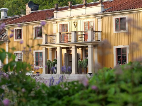 Property building, Summer