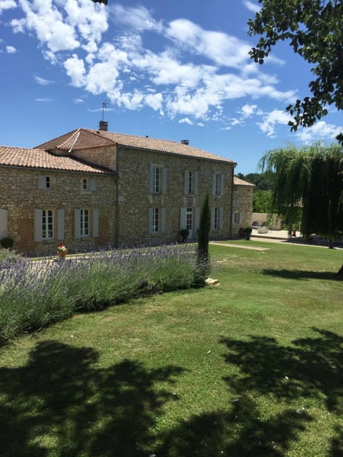 Property building, Facade/entrance, Garden