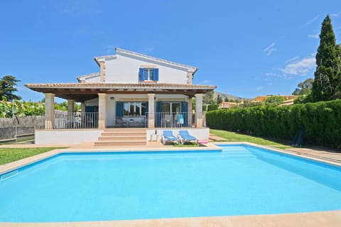 Facade/entrance, Garden, Swimming pool