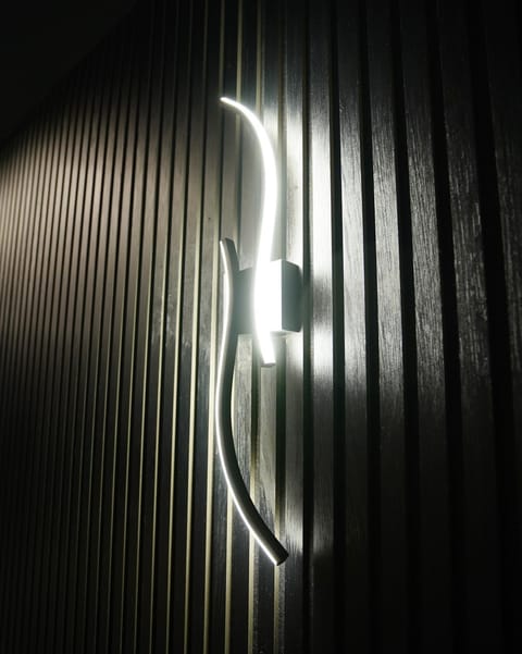 Nero Suite Sleeps Fourteen Apartment in Manchester