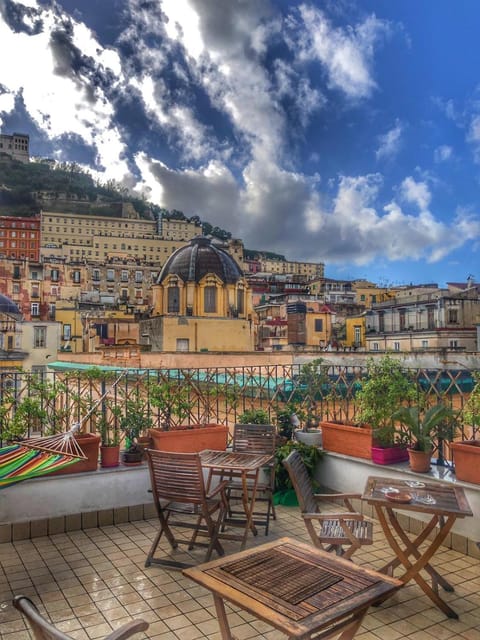 Neighbourhood, Balcony/Terrace, City view, Street view